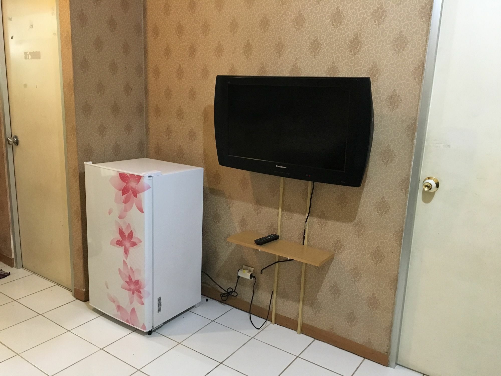 Apartment Gading Nias Residence Джакарта Экстерьер фото
